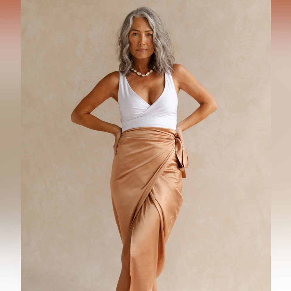 Baiia Isla Wrap Skirt Prosecco